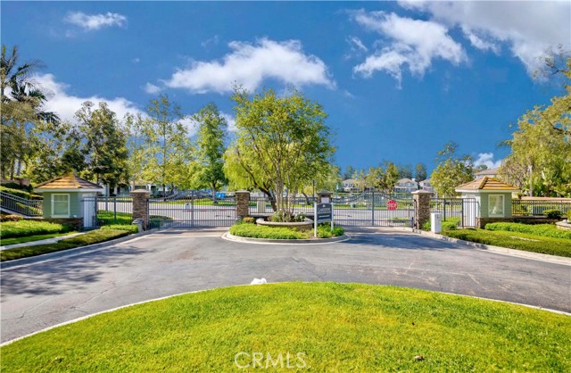 Front Image Thumbnail for CRPW26154572