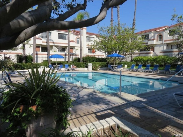 2931 Plaza Del Amo, Torrance CA: https://media.crmls.org/medias/71604e6a-6bbb-4ced-87a4-8b212b78f907.jpg