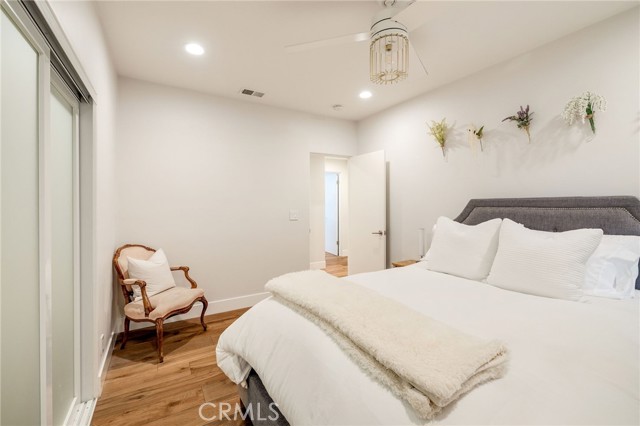 Detail Gallery Image 28 of 38 For 647 2nd, Hermosa Beach,  CA 90254 - 3 Beds | 2/1 Baths