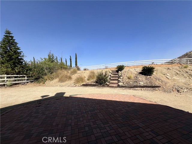 Detail Gallery Image 24 of 28 For 279 Cross Rail, Norco,  CA 92860 - 4 Beds | 3/1 Baths