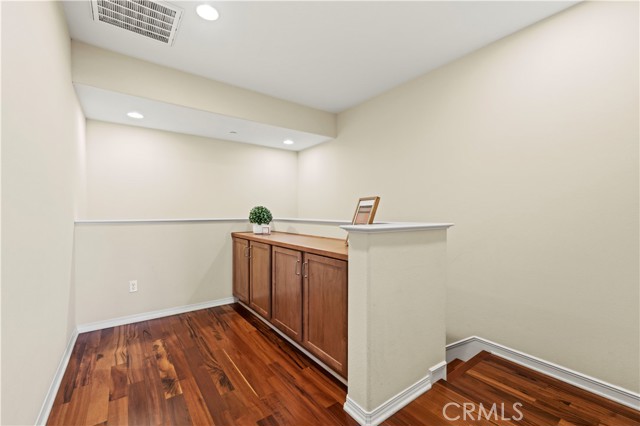 28476 Herrera Street, Valencia CA: https://media.crmls.org/medias/7160ead3-0cce-4652-b417-2b2008c7e5b0.jpg
