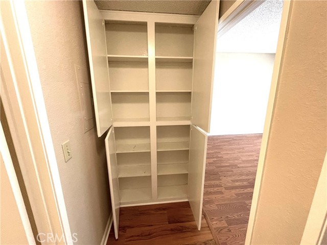 Detail Gallery Image 9 of 39 For 2563 Plaza Del Amo #304,  Torrance,  CA 90503 - 2 Beds | 2 Baths