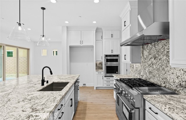 Detail Gallery Image 16 of 49 For 11763 Quailrun Ct, Chatsworth,  CA 91311 - 5 Beds | 5/1 Baths