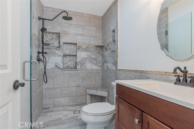 Detail Gallery Image 17 of 26 For 23206 Faisan Ct, Valencia,  CA 91355 - 3 Beds | 2 Baths