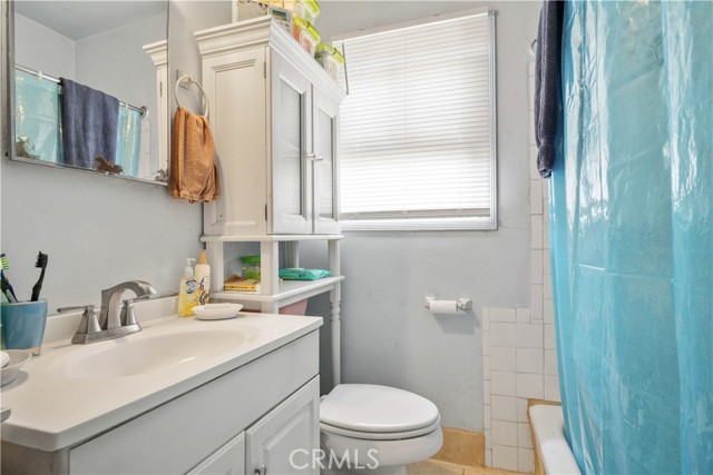 Detail Gallery Image 8 of 13 For 1654 Jess St, Pomona,  CA 91766 - 3 Beds | 1 Baths