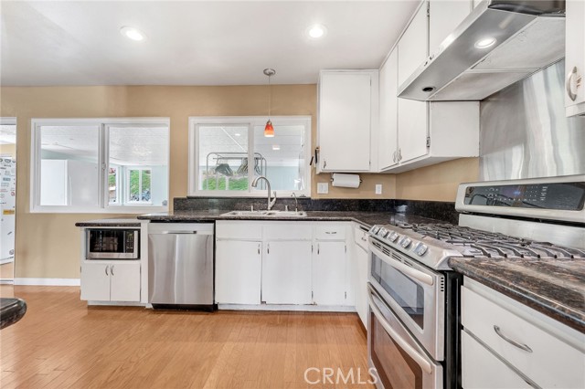 Detail Gallery Image 13 of 31 For 5665 Summerfield St, Camarillo,  CA 93012 - 3 Beds | 2 Baths