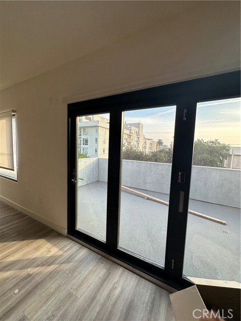 Detail Gallery Image 11 of 15 For 325 Myrtle Street 302b,  Glendale,  CA 91203 - 0 Beds | 1 Baths