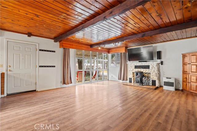 Detail Gallery Image 5 of 27 For 2381 E Main, Quincy,  CA 95971 - 2 Beds | 1 Baths