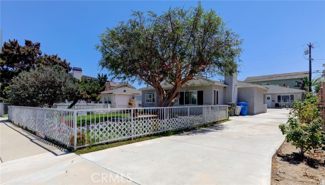 2216 Plant Avenue, Redondo Beach, California 90278, ,Residential Income,Sold,Plant,SB22228946