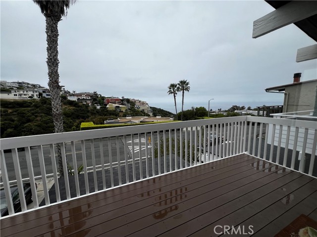 Detail Gallery Image 9 of 32 For 1744 Del Mar Ave, Laguna Beach,  CA 92651 - 2 Beds | 1 Baths