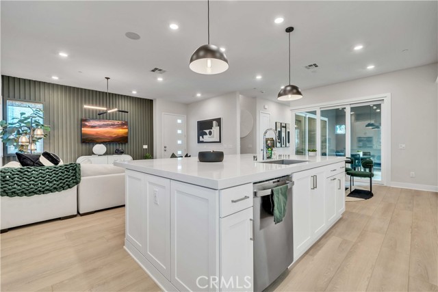 Detail Gallery Image 9 of 38 For 26707 Beartown Ln, Valencia,  CA 91381 - 5 Beds | 4/1 Baths