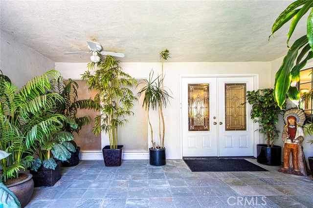 Detail Gallery Image 4 of 32 For 1830 Hawkbrook Dr, San Dimas,  CA 91773 - 4 Beds | 2/1 Baths