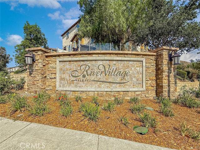26707 Lexington Lane, Saugus CA: https://media.crmls.org/medias/7164aaa9-ad16-42c9-aba3-ce2f6ec7ed33.jpg