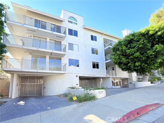 Detail Gallery Image 37 of 50 For 1129 Larrabee St #10,  West Hollywood,  CA 90069 - 2 Beds | 2 Baths