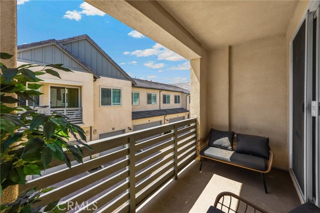 3645 E Delight Paseo, Ontario CA: https://media.crmls.org/medias/71663462-d91c-4af2-8759-b79d79ec6662.jpg