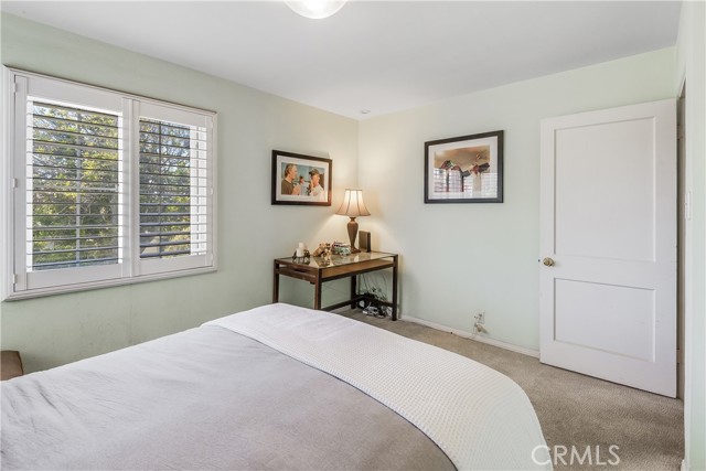 Image 11 of 20 For 3042 Glendon Avenue