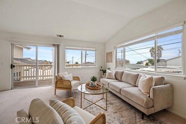 Detail Gallery Image 3 of 49 For 380 Trinidad Street, Morro Bay,  CA 93442 - 3 Beds | 2 Baths
