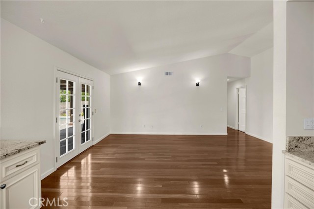Image 17 of 64 For 8291 Jennet Street