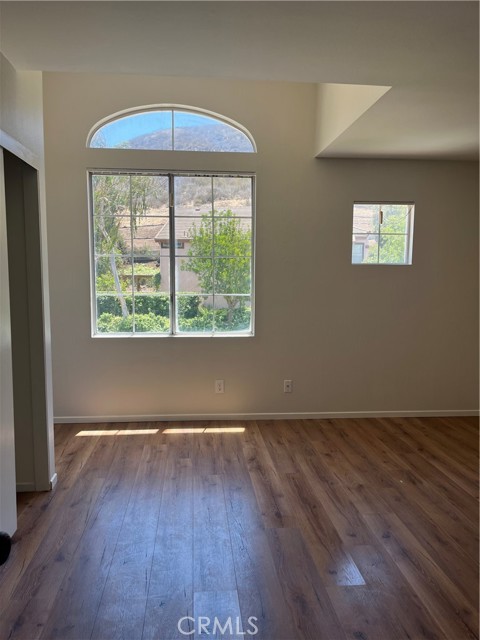 539 Siskin Place, Simi Valley CA: https://media.crmls.org/medias/71674d5e-36e7-4892-ab74-8f5d749f5682.jpg