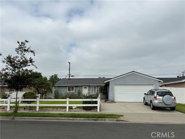 Detail Gallery Image 1 of 1 For 10231 Lorraine Ln, Cypress,  CA 90630 - 4 Beds | 1/1 Baths