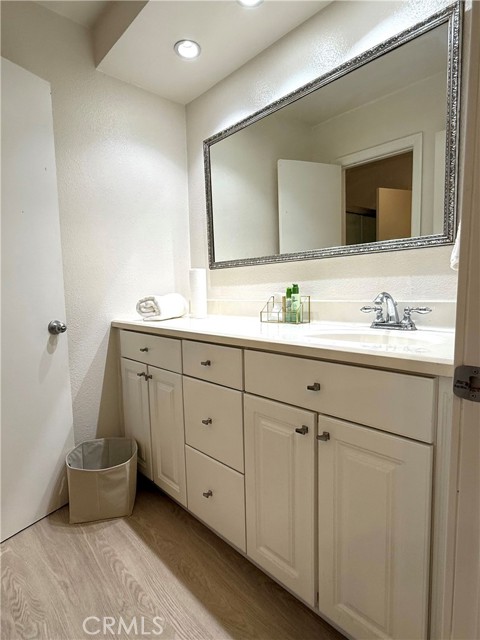 Detail Gallery Image 12 of 21 For 5720 Owensmouth #152,  Woodland Hills,  CA 91367 - 2 Beds | 1/1 Baths