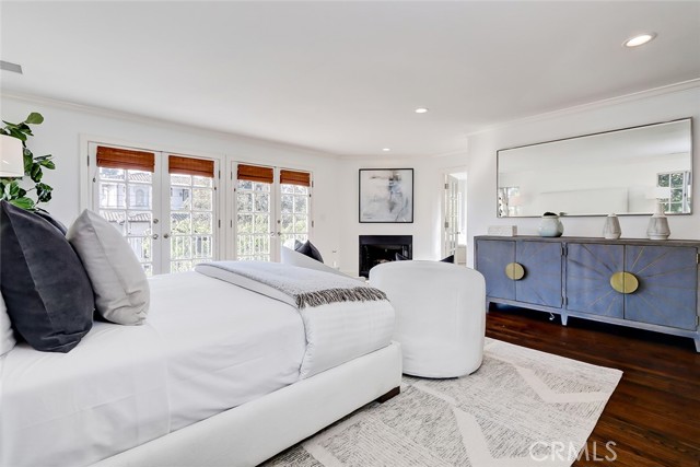 742 31st Street, Manhattan Beach, California 90266, 5 Bedrooms Bedrooms, ,2 BathroomsBathrooms,Residential,Sold,31st,SB22034184