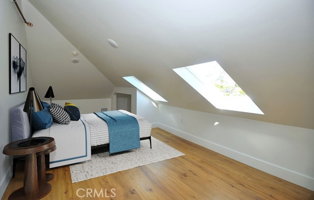 1700 Osos Street, San Luis Obispo CA: https://media.crmls.org/medias/7168556b-bafe-429d-9591-7681ad7396c4.jpg