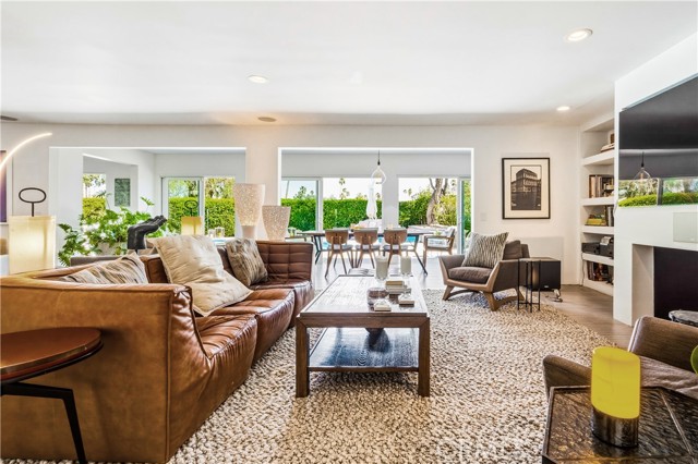 Detail Gallery Image 22 of 75 For 2736 S Camino Real, Palm Springs,  CA 92264 - 4 Beds | 3 Baths