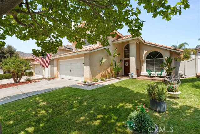 Detail Gallery Image 3 of 46 For 10197 via Apolina, Moreno Valley,  CA 92557 - 4 Beds | 2/1 Baths