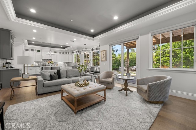 Image 20 of 47 For 6247 Ivar  