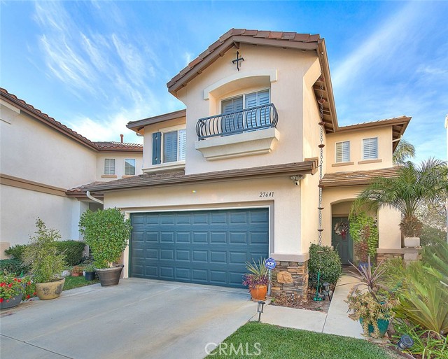 Detail Gallery Image 2 of 67 For 27641 Atlas Ln, Canyon Country,  CA 91351 - 4 Beds | 2/1 Baths