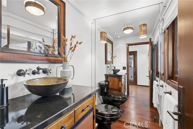 Detail Gallery Image 25 of 56 For 3150 Breakers, Corona Del Mar,  CA 92625 - 4 Beds | 5 Baths