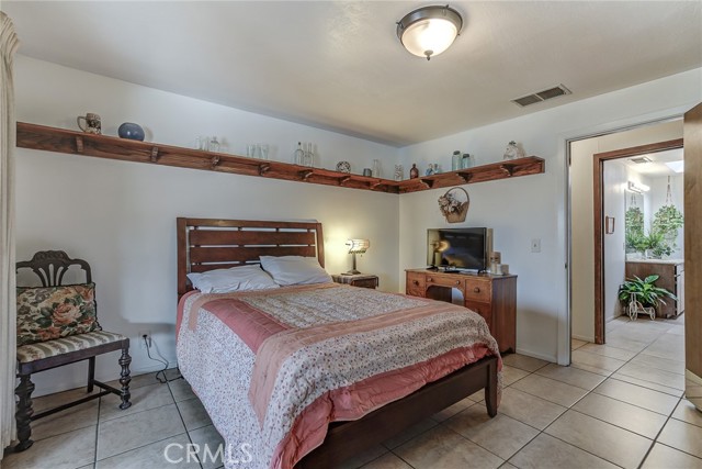 Detail Gallery Image 12 of 38 For 2854 Illinois Ave, Corning,  CA 96021 - 3 Beds | 2/1 Baths