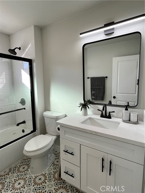 Detail Gallery Image 17 of 23 For 5431 5th, Los Angeles,  CA 90043 - 3 Beds | 1 Baths