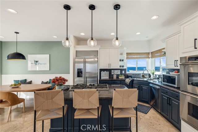 Detail Gallery Image 18 of 66 For 229 23rd, Manhattan Beach,  CA 90266 - 3 Beds | 4 Baths