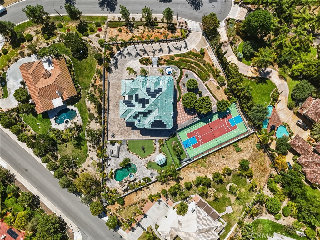 https://media.crmls.org/medias/716b7bc5-354e-4c5a-8490-c09b9c96cbe4.jpg?preset=X-Large