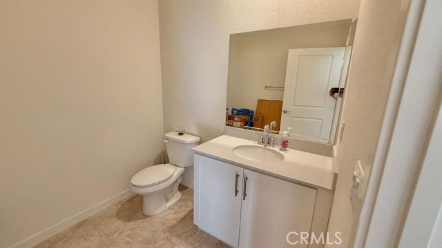 Detail Gallery Image 39 of 44 For 2943 W Lincoln Ave., Unit #1, Anaheim,  CA 92801 - 3 Beds | 2/2 Baths