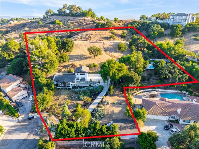 9425 Gierson Avenue, Chatsworth CA: https://media.crmls.org/medias/716e2c52-763e-4cfe-acaf-d548d68d80f3.jpg