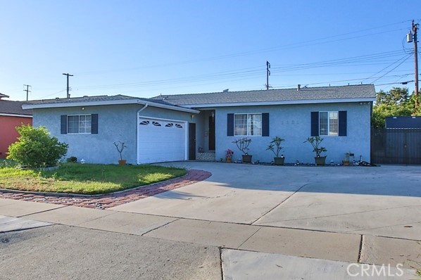 1631 W Woodcrest Ave, Fullerton, CA 92833