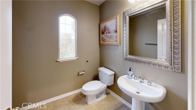 Detail Gallery Image 11 of 41 For 4322 Waterside Ln, Oxnard,  CA 93035 - 4 Beds | 2/1 Baths