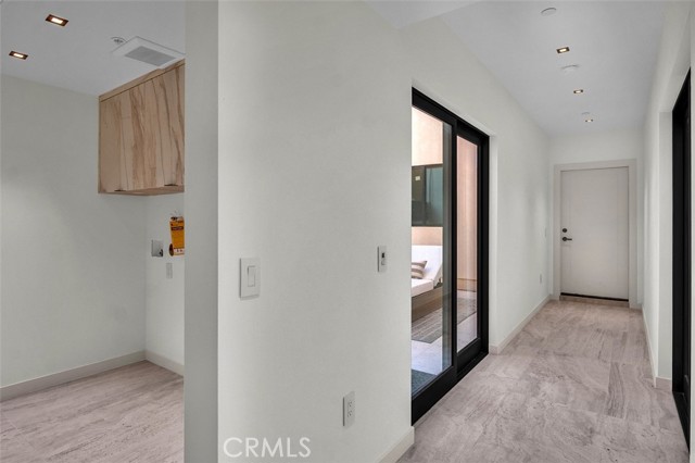 Detail Gallery Image 26 of 68 For 505 17th St, Huntington Beach,  CA 92648 - 3 Beds | 2/1 Baths