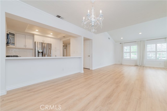 Detail Gallery Image 5 of 23 For 61 Greenfield #68,  Irvine,  CA 92614 - 2 Beds | 1 Baths