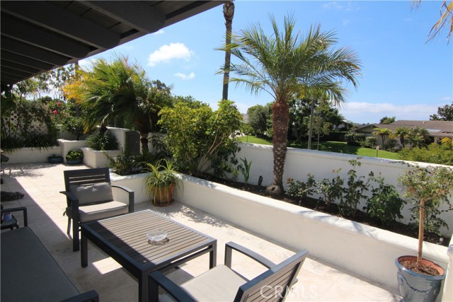 2000 Vista Cajon, Newport Beach CA: https://media.crmls.org/medias/717023f7-ab86-483c-a469-bd518314b5aa.jpg