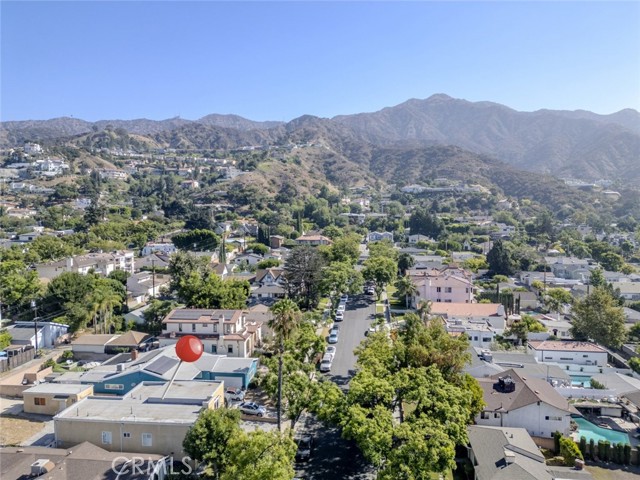 Detail Gallery Image 39 of 40 For 1039 E Santa Anita Ave, Burbank,  CA 91501 - 3 Beds | 3 Baths