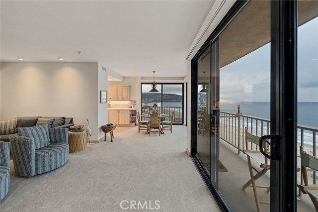 Detail Gallery Image 28 of 60 For 727 Esplanade #302,  Redondo Beach,  CA 90277 - 2 Beds | 2 Baths