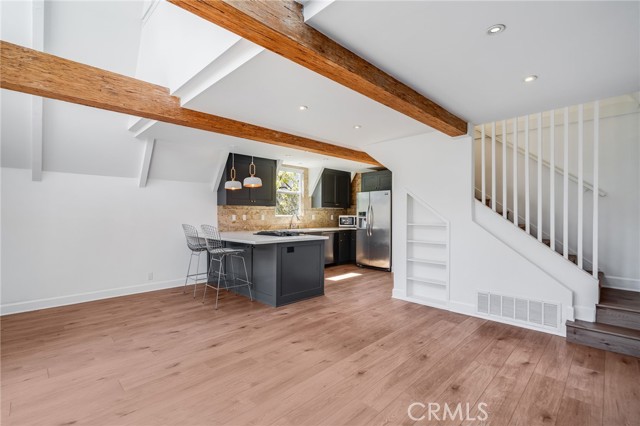 Detail Gallery Image 3 of 29 For 21562 Anns Ln a,  Laguna Beach,  CA 92651 - 2 Beds | 2 Baths