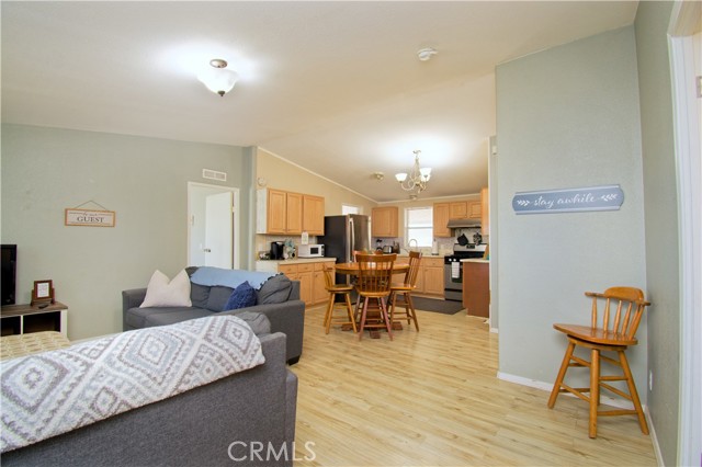 Detail Gallery Image 5 of 27 For 2450 E Hobsonway, Blythe,  CA 92225 - 3 Beds | 2 Baths