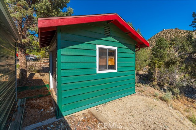 Detail Gallery Image 14 of 73 For 2184 Oak Springs Valley Rd, Wrightwood,  CA 92397 - 3 Beds | 2 Baths