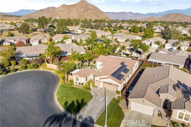 Detail Gallery Image 2 of 75 For 460 Langer Ct, Hemet,  CA 92545 - 3 Beds | 3 Baths