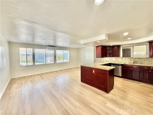 Detail Gallery Image 11 of 32 For 14081 Magnolia #140,  Westminster,  CA 92683 - 3 Beds | 2 Baths